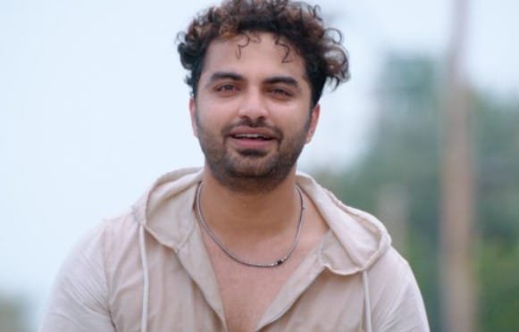 Vishwak Senపేరు మార్పు: విశ్వక్ సేన్ నాయుడు గా 3 Vishwak Sen