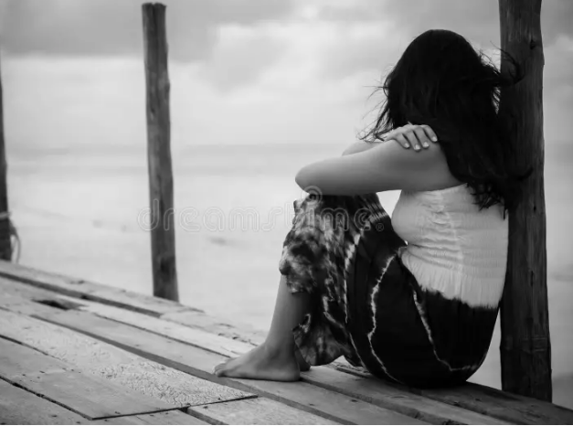 Jangareddygudem బావ కోసం ఒత్తిడి, వివాహితను 10 రోజులు నిర్బంధించిన అత్తారింటివారు! 1 magzin