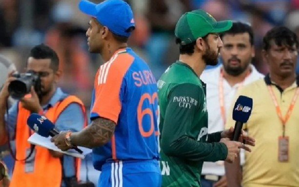 India Pakistan No Handshake Row