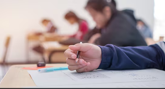 Chhattisgarh Exam ఛత్తీస్గఢ్ పరీక్షలో కుక్క పేరుగా రామ్ ఆప్షన్... 55 Chhattisgarh Exam