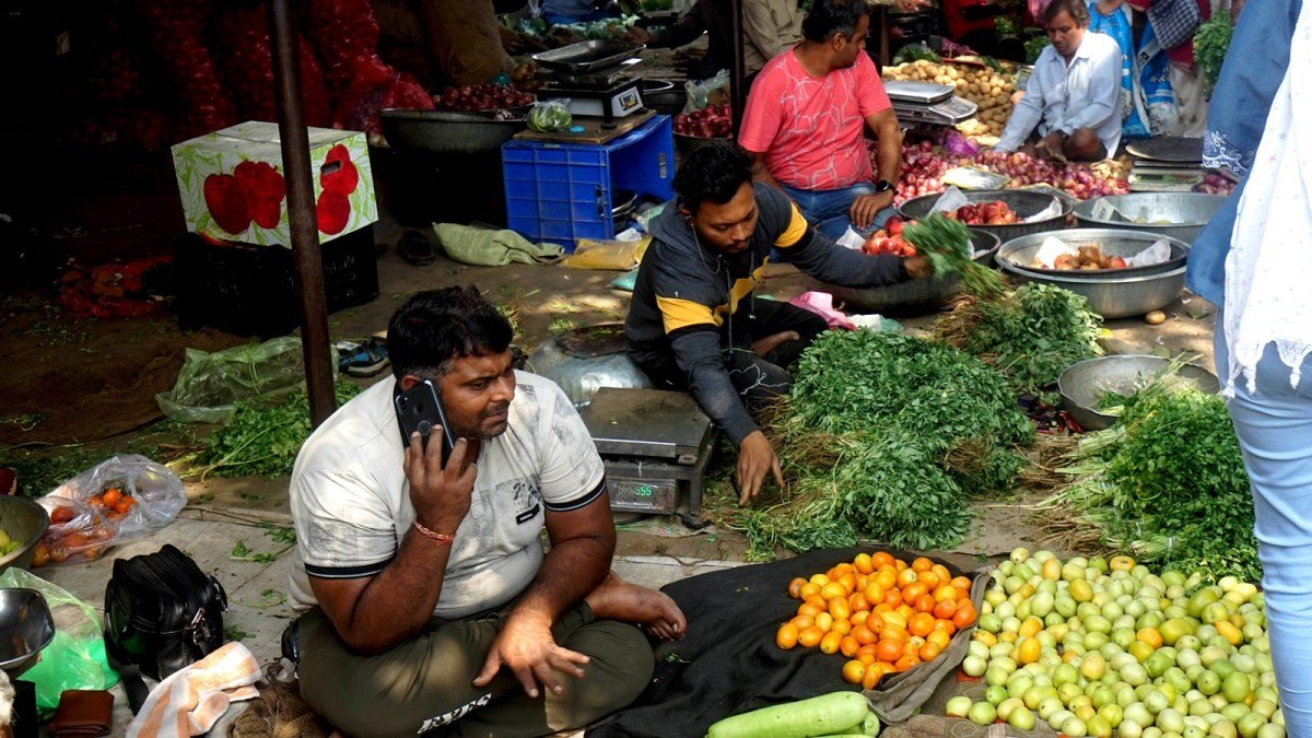 Fall in food prices pulls down May CPI inflation to 2.82%, lowest ...