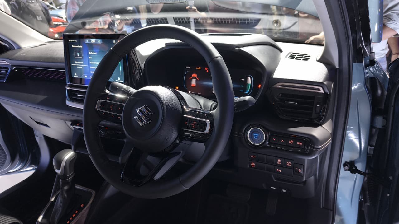 2025 Maruti Victoris Interior Image Gallery: Design, Features ...